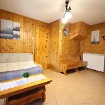 Apartment Trilocale In Centro La Marmotta - Affitti Brevi Italia