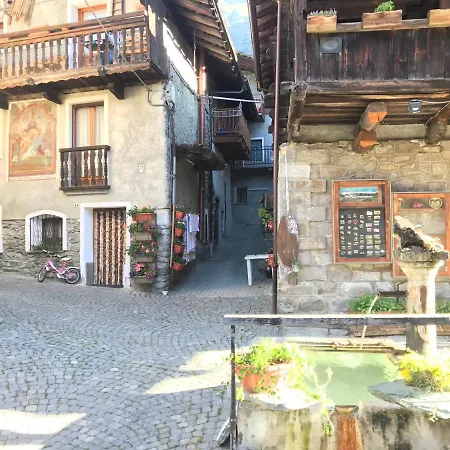 Trilocale In Centro La Marmotta - Affitti Brevi Italia Apartment Brusson