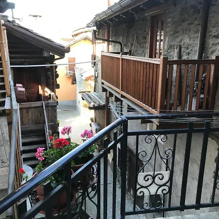 Trilocale In Centro La Marmotta - Affitti Brevi Italia *